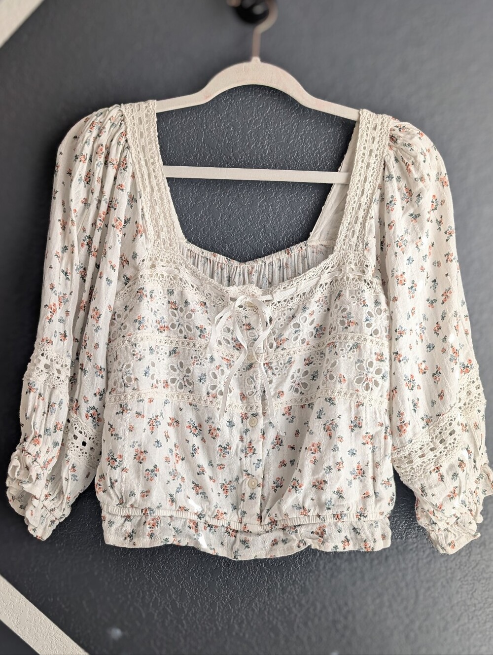 American Eagle Boho Crochet-Trim Floral Peasant Top - Off White